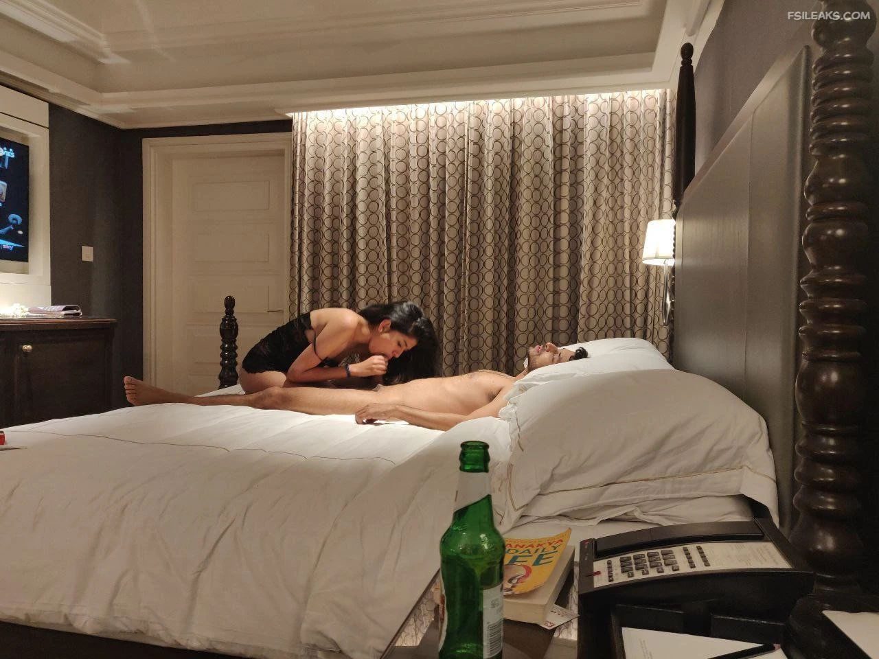 Cuckold Indian Girlfriend Nude Show Photos - 20 Cuckold Indian Girlfriend Nude Show Photos - 19