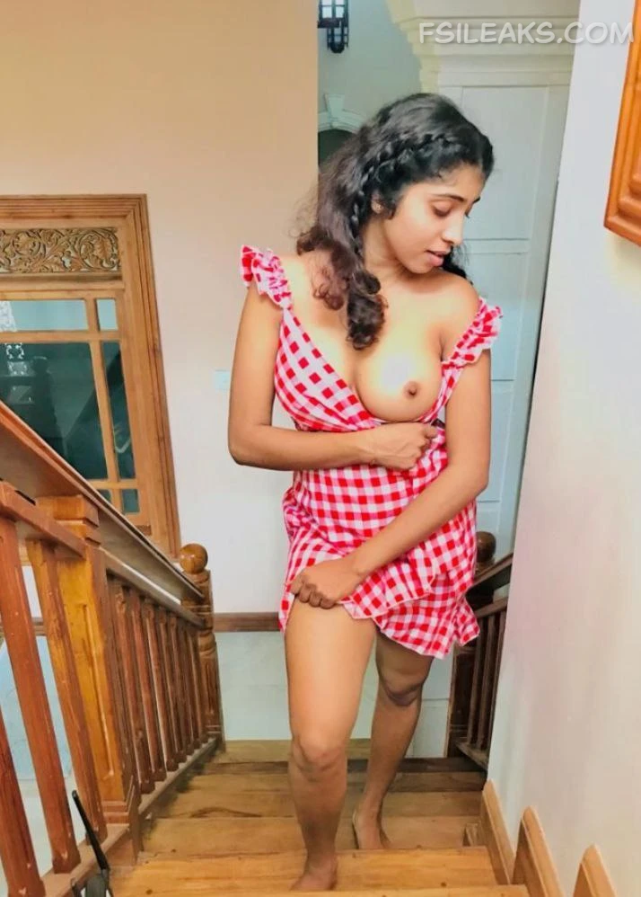 Gorgeous Sri Lankan Girl Nude Show Photos - 23