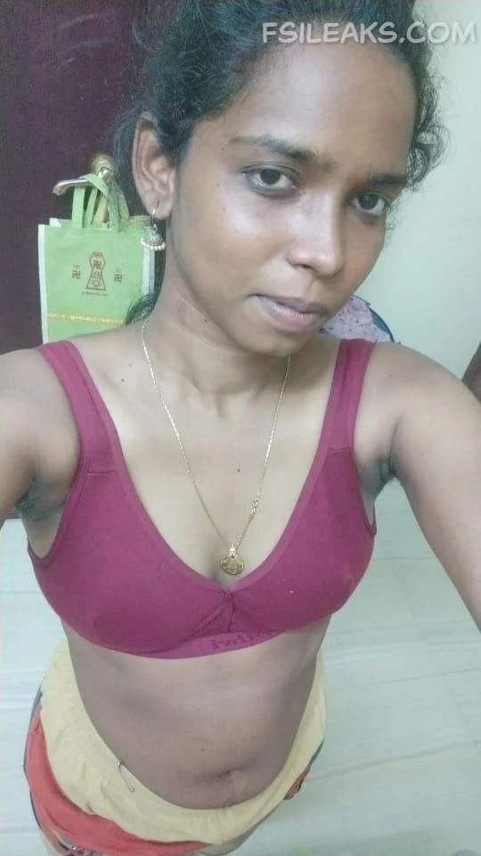 Hot Tamil Aunty Nude Show Photos - 23