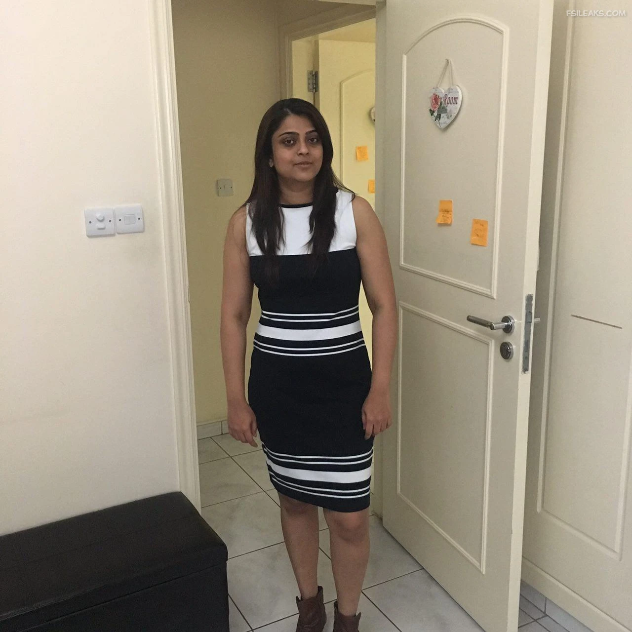 Mallu Cuck Rich Wife Nude Show Photos Part 1 - 14 Mallu Cuck Rich Wife Nude Show Photos Part 1 - 13