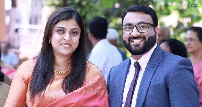 Mallu Cuck Rich Wife Nude Show Photos Part 1 - 2 Mallu Cuck Rich Wife Nude Show Photos Part 1 - 1