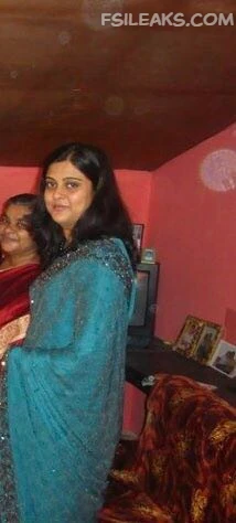 Mallu Cuck Rich Wife Nude Show Photos Part 2 - 12 Mallu Cuck Rich Wife Nude Show Photos Part 2 - 11