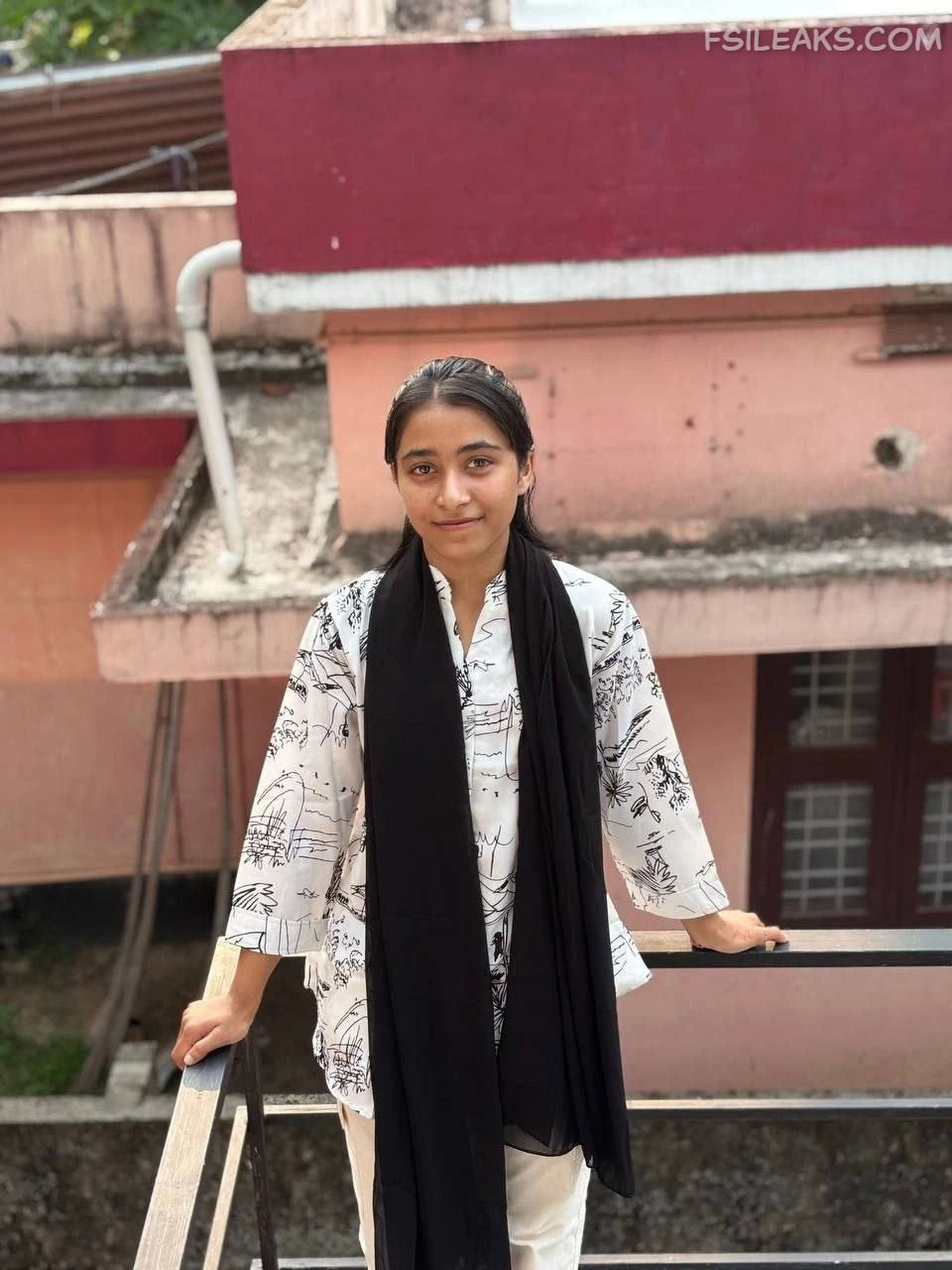 Mallu Cute Girl Nude Show Photos - 101