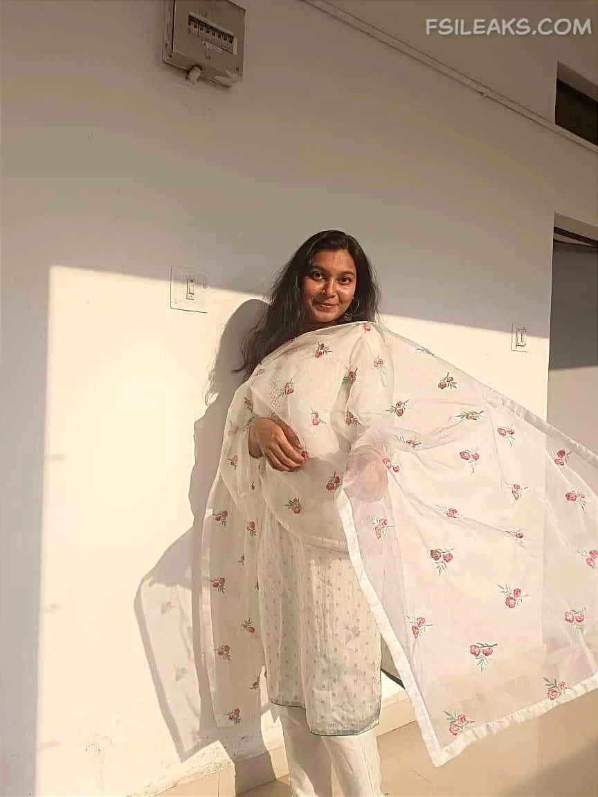 Punjabi Sexy Girl Nude Show Photos - 4 Punjabi Sexy Girl Nude Show Photos - 3