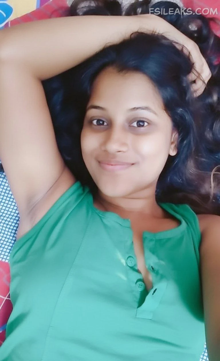 Sexy Bengali Wife Nude Show Photos - 3