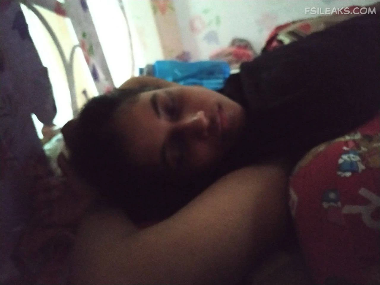 Sexy Bengali Wife Nude Show Photos - 17