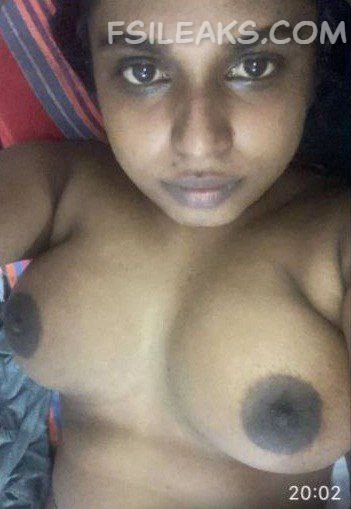 Sexy Lankan Instagram Influencer Nude Photos - 3