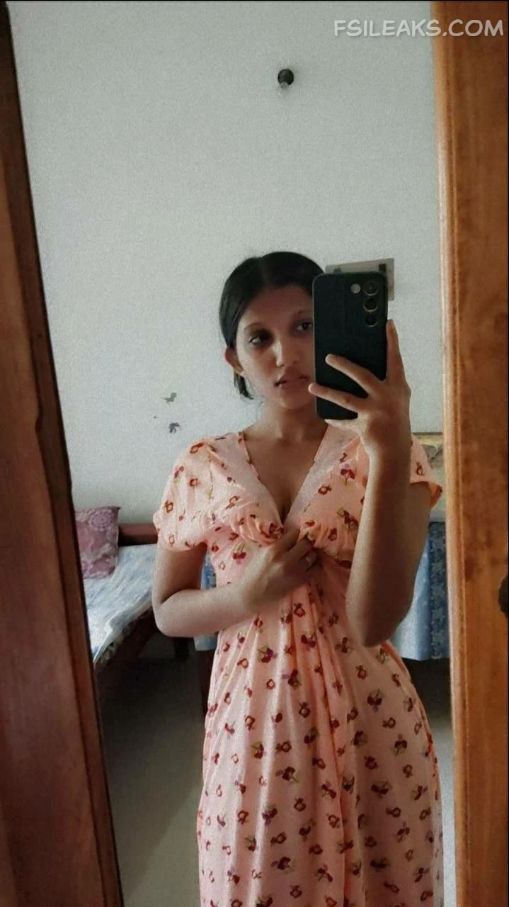 Sexy Mallu Girl Nude Show Photos - 1