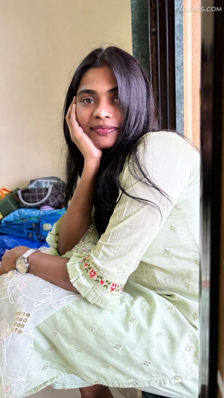 Sexy Slim Marathi Girl Nude Show Photos Part 1 - 49