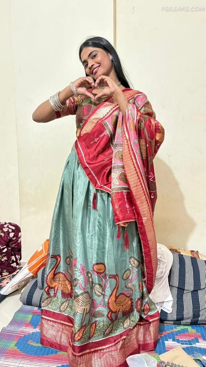 Sexy Slim Marathi Girl Nude Show Photos Part 1 - 59