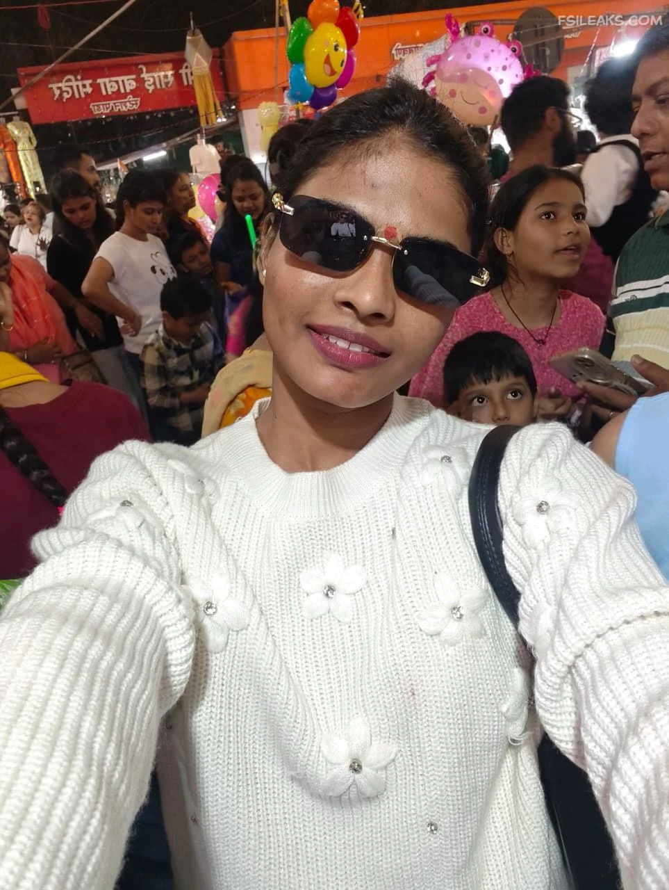 Sexy Slim Marathi Girl Nude Show Photos Part 1 - 63