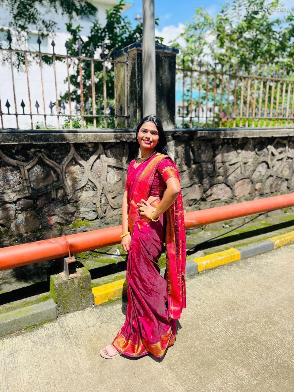 Sexy Slim Marathi Girl Nude Show Photos Part 2 - 32 Sexy Slim Marathi Girl Nude Show Photos Part 2 - 31