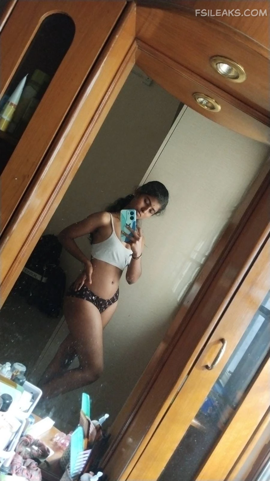 Slim Bengali Teen(18+) Girl Bedroom Boobs Nude Show Photos - 25