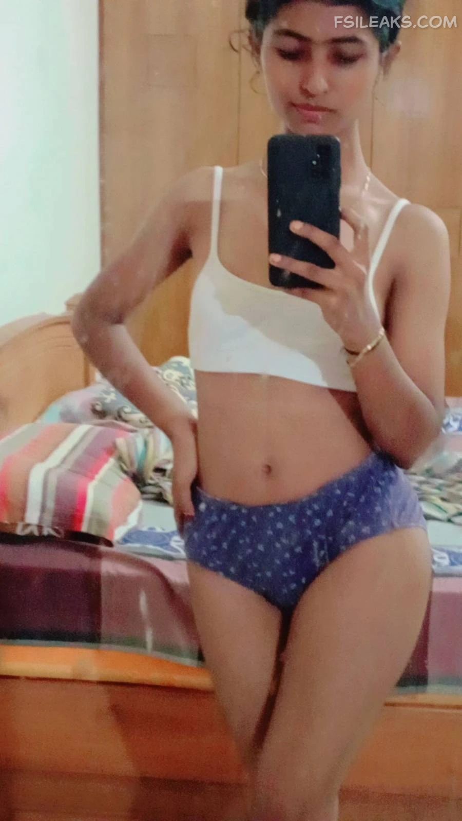 Slim Bengali Teen(18+) Girl Bedroom Boobs Nude Show Photos - 27