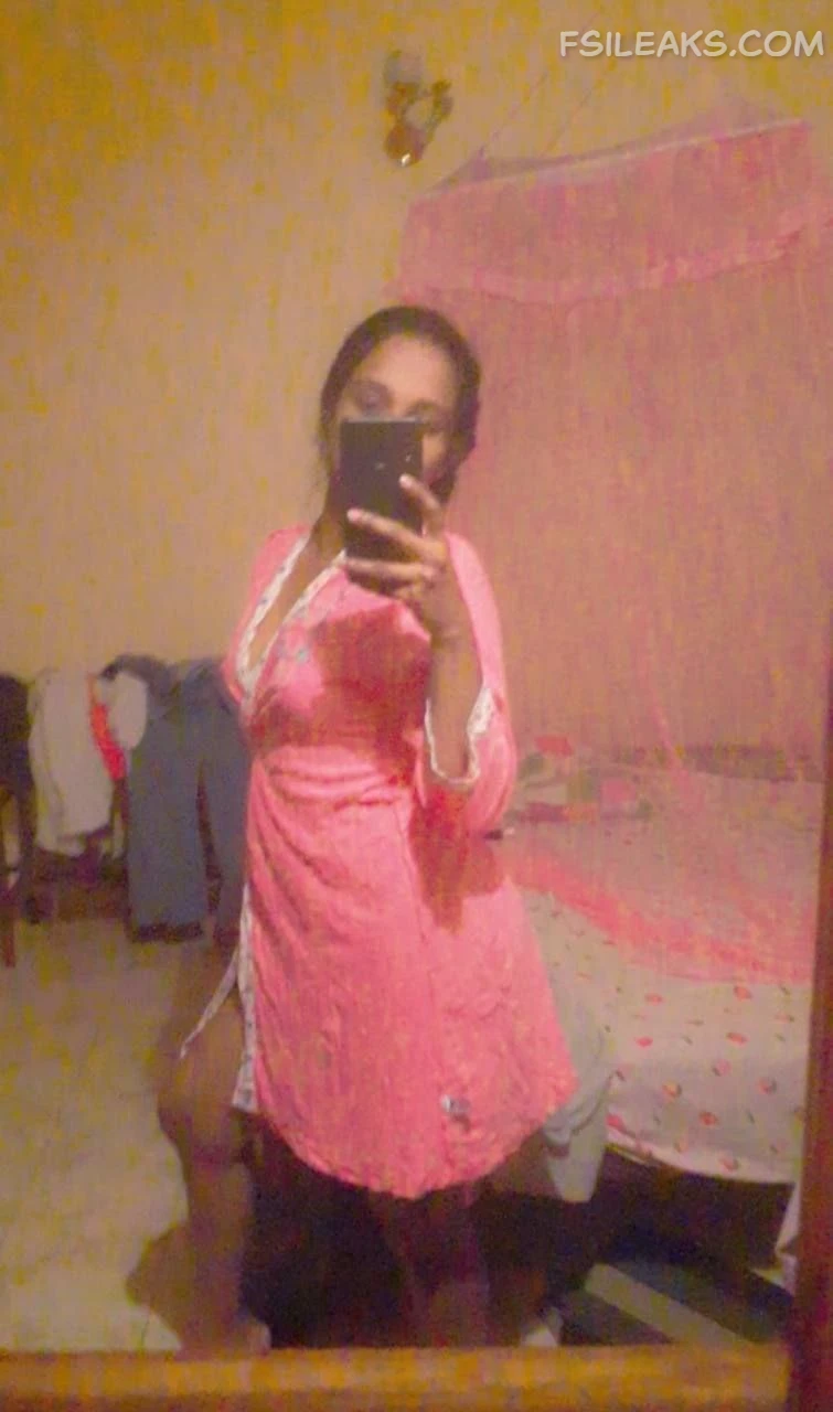 Slim Sri Lankan Babe Fully Nude Dancing Photos - 3