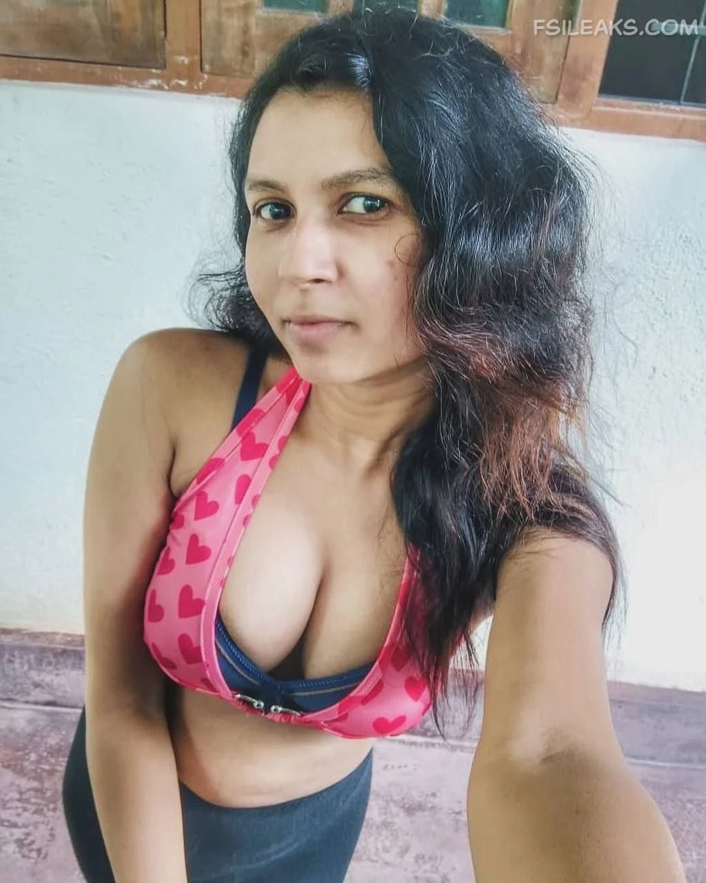 Sri Lankan Hot Wife Nude Show Photos - 9