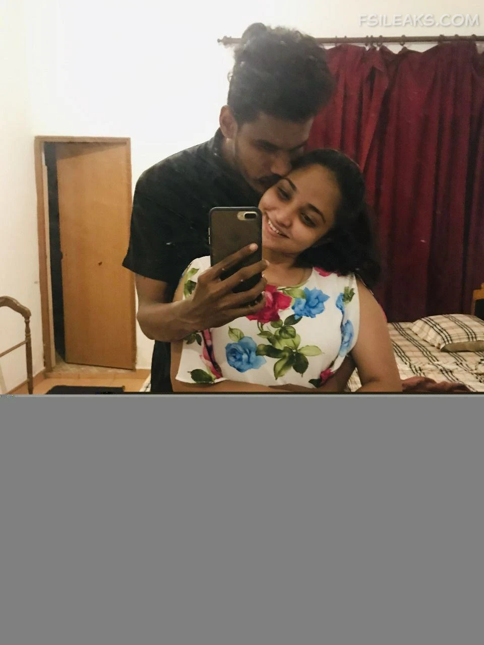 Sri Lankan Model Fully Nude Show With Boyfriend Photos - 5