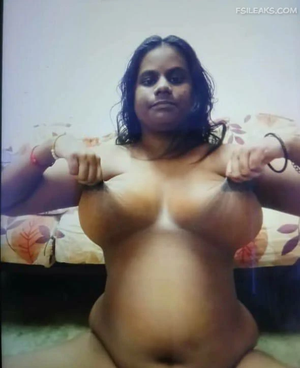 Beautiful Chubby Tamil Aunty Nude Show Photos - 28 Beautiful Chubby Tamil Aunty Nude Show Photos - 27