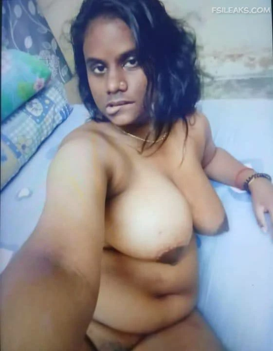 Beautiful Chubby Tamil Aunty Nude Show Photos - 4 Beautiful Chubby Tamil Aunty Nude Show Photos - 3