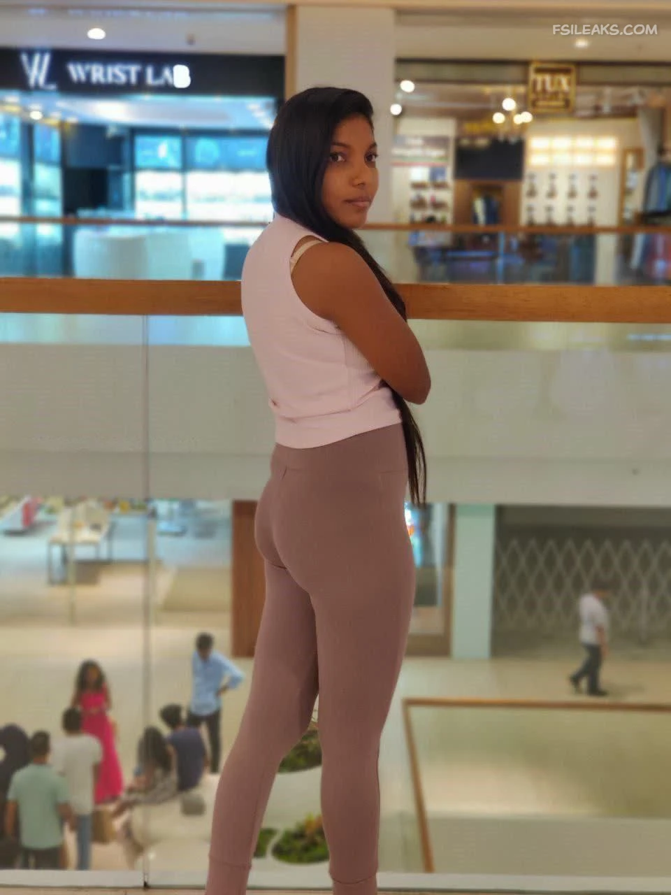 Beautiful Sri Lankan Wife Nude Show Photos - 4 Beautiful Sri Lankan Wife Nude Show Photos - 3