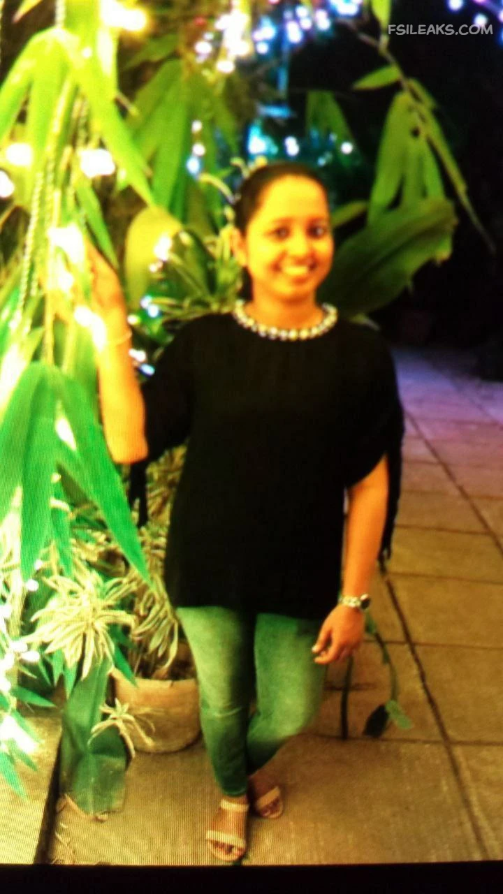 Beautiful Tamil Girlfriend Nude Show Photos - 14 Beautiful Tamil Girlfriend Nude Show Photos - 13