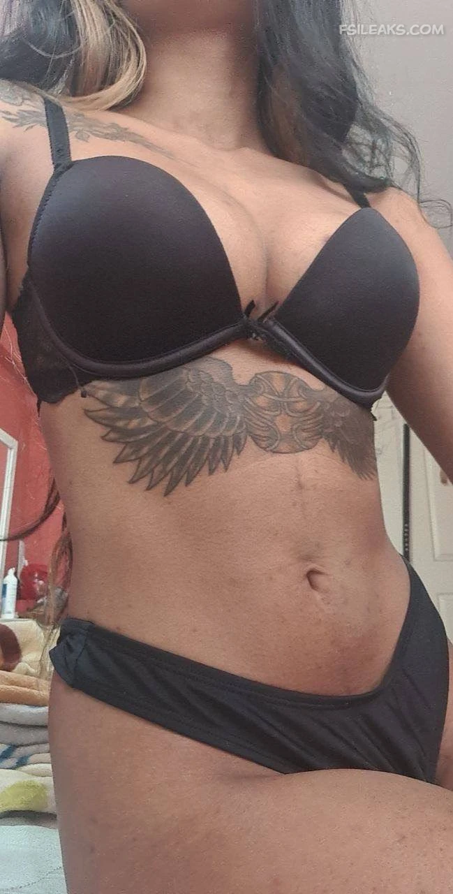 Beautiful Tattooed Influencer Girl Nude Show Photos - 6 Beautiful Tattooed Influencer Girl Nude Show Photos - 5