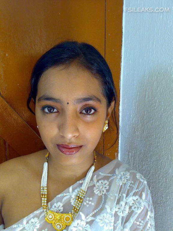 Bengali Hot Girl Friend Nude Show Photos - 12 Bengali Hot Girl Friend Nude Show Photos - 11