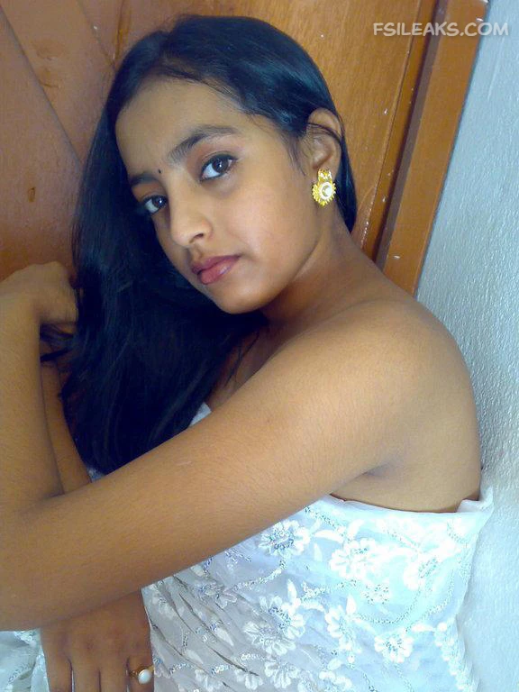 Bengali Hot Girl Friend Nude Show Photos - 32 Bengali Hot Girl Friend Nude Show Photos - 31