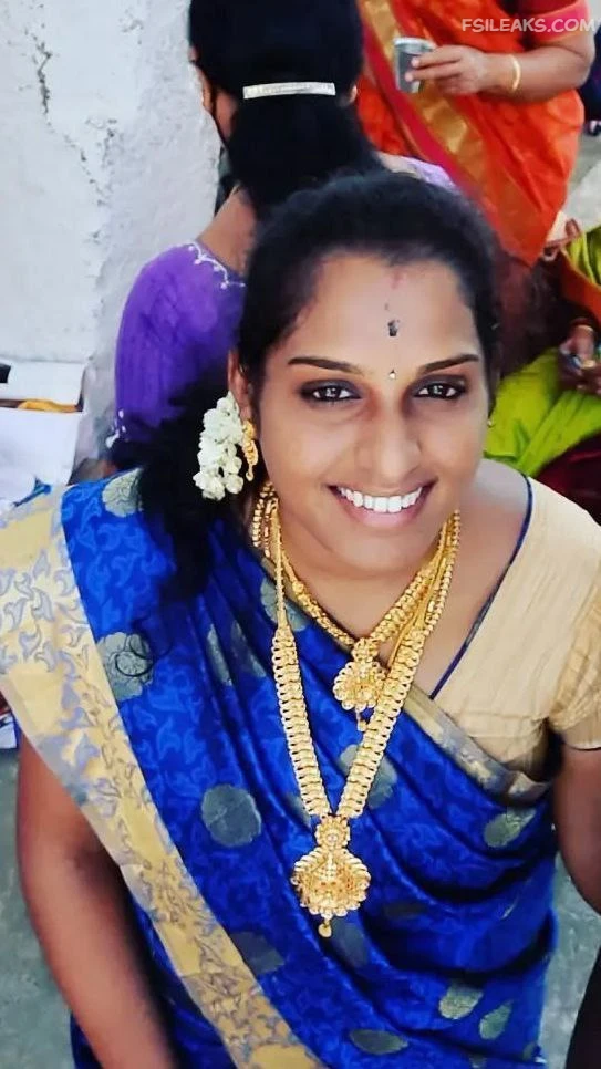 Big Boobs Indian Milf Nude Show Photos - 19