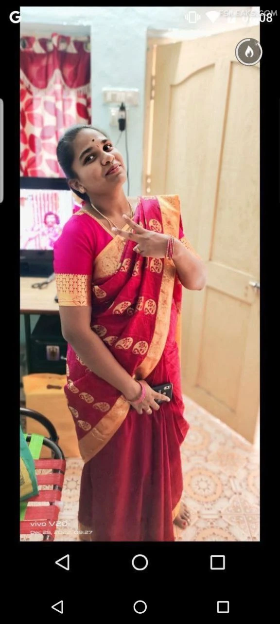 Cheater Tamil Wife Nude Show Photos - 81