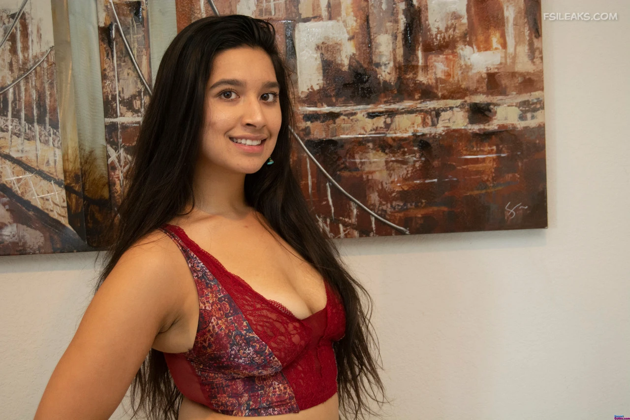 Desi Indian Girl In Bikini Nude Show Photos - 22 Desi Indian Girl In Bikini Nude Show Photos - 21