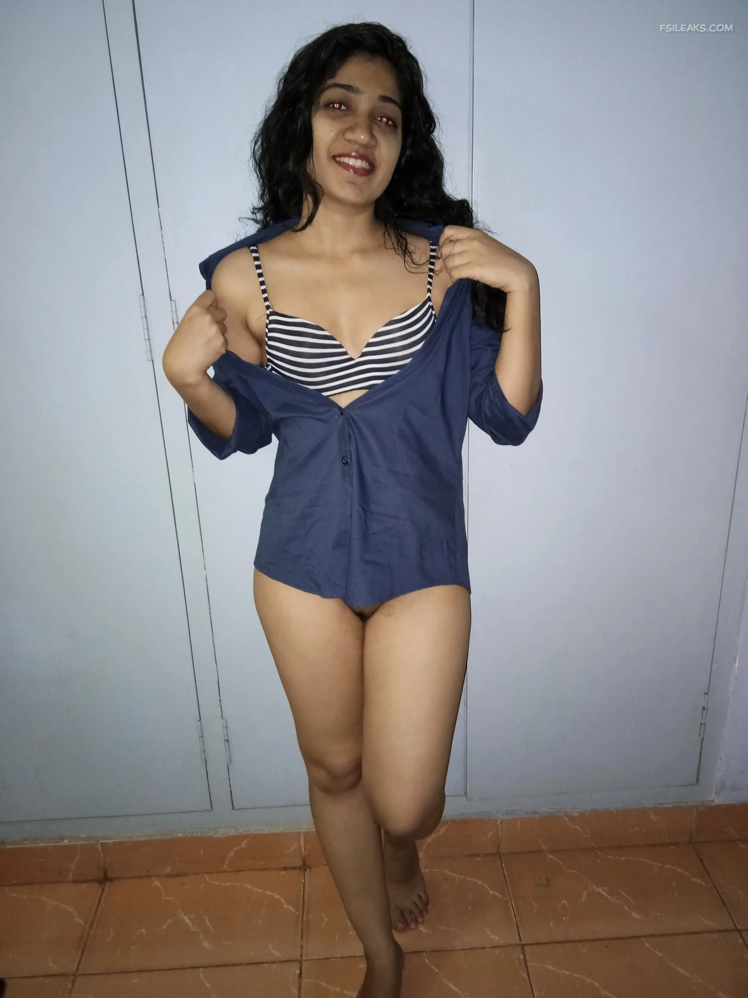 Famous Saily Cock Sucking Nude Show Photos Part 3 - 25