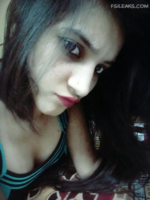 Gujrati Slim Young Girl Nude Show Photos - 34 Gujrati Slim Young Girl Nude Show Photos - 33