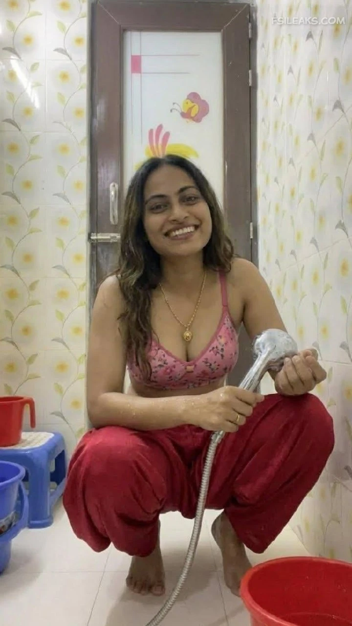 Hot Indian Gym Wife Nude Show Photos Part 1 - 52 Hot Indian Gym Wife Nude Show Photos Part 1 - 51