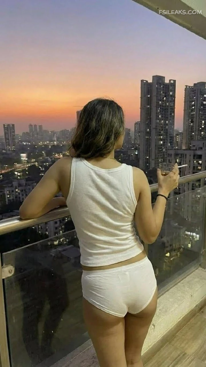 Hot Indian Gym Wife Nude Show Photos Part 2 - 46 Hot Indian Gym Wife Nude Show Photos Part 2 - 45