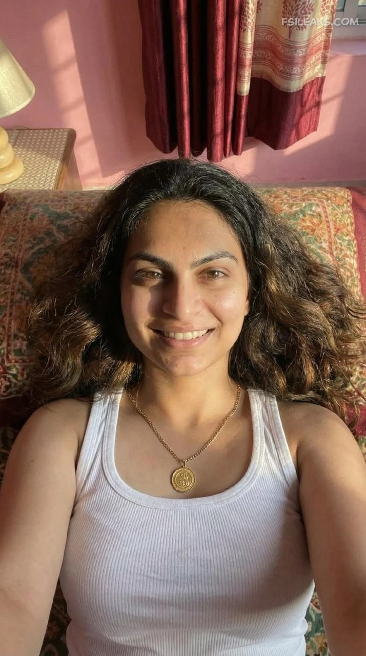 Hot Indian Gym Wife Nude Show Photos Part 2 - 52 Hot Indian Gym Wife Nude Show Photos Part 2 - 51