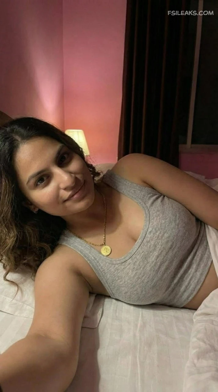 Hot Indian Gym Wife Nude Show Photos Part 2 - 6 Hot Indian Gym Wife Nude Show Photos Part 2 - 5