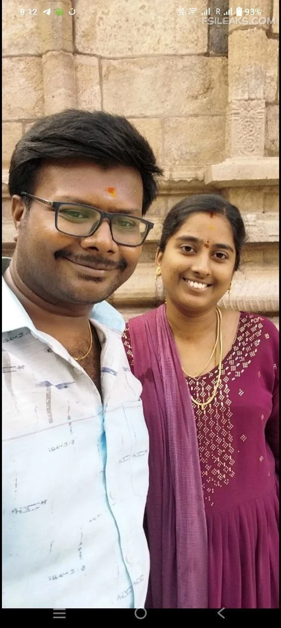 Married Tamil Bhabhi Nude Show Photos - 7