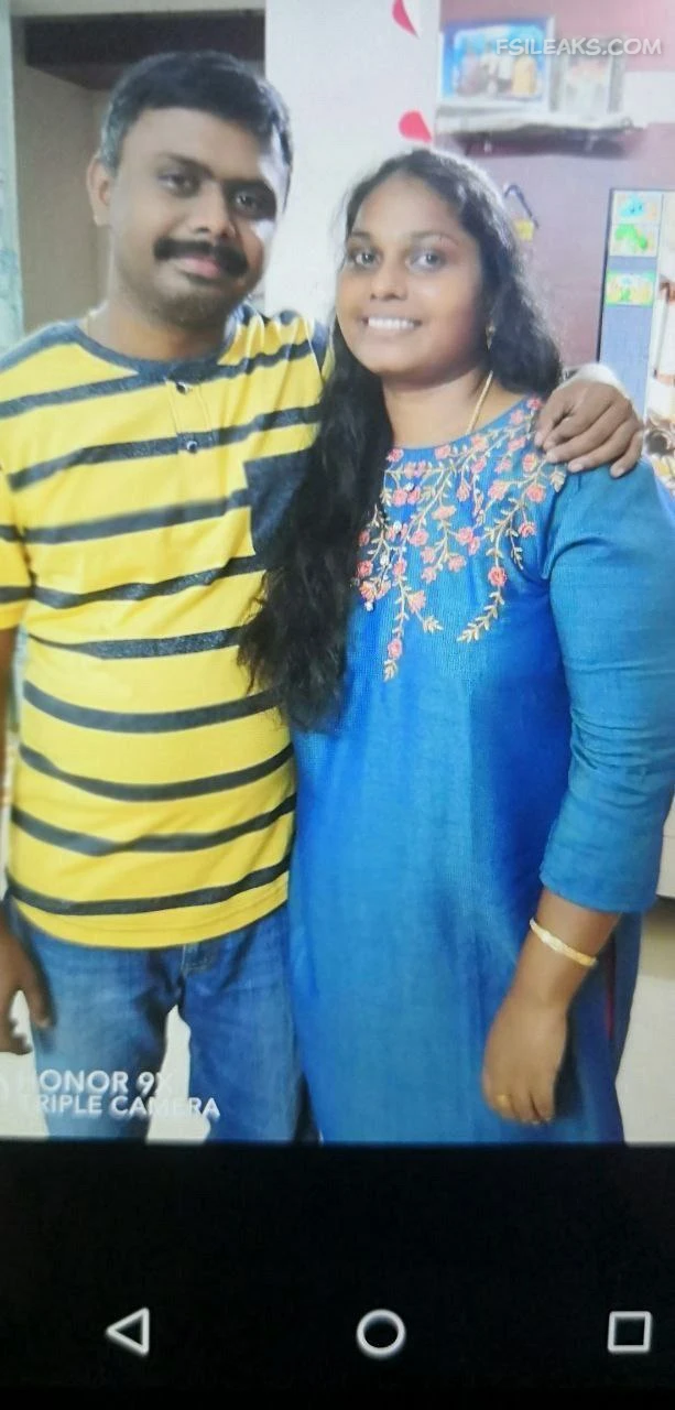 Married Tamil Couple Nude Show Photos - 91