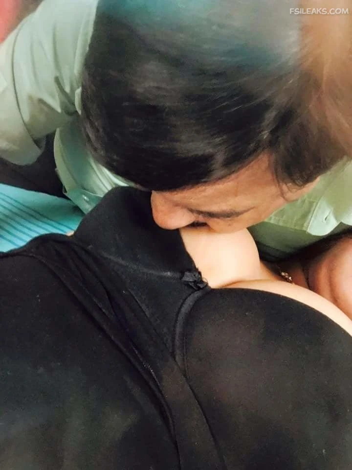 Office Girl Affair With Boss Nude Show Photos Part 1 - 29