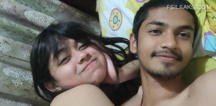 Sexy Indian Girl Friend Nude Show Photos - 6 Sexy Indian Girl Friend Nude Show Photos - 5