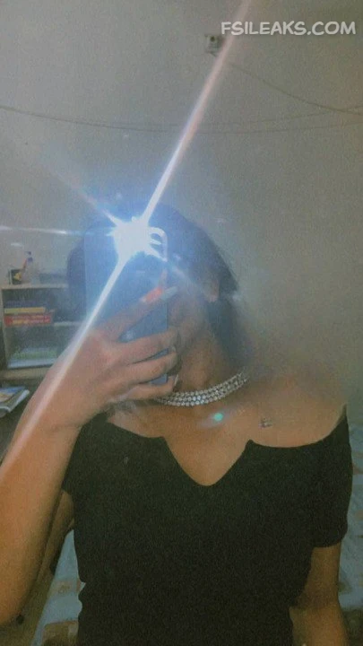 Sexy Indian Girl Friend Nude Show Photos - 12 Sexy Indian Girl Friend Nude Show Photos - 11