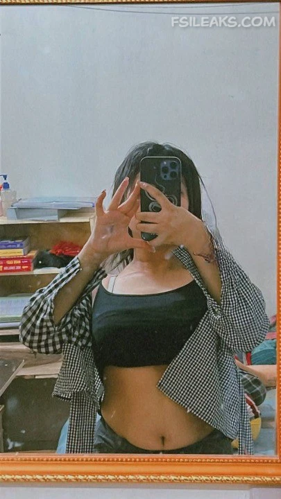 Sexy Indian Girl Friend Nude Show Photos - 16 Sexy Indian Girl Friend Nude Show Photos - 15