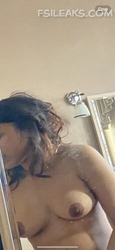 Sexy Indian Girlfriend Nude Show Photos - 13