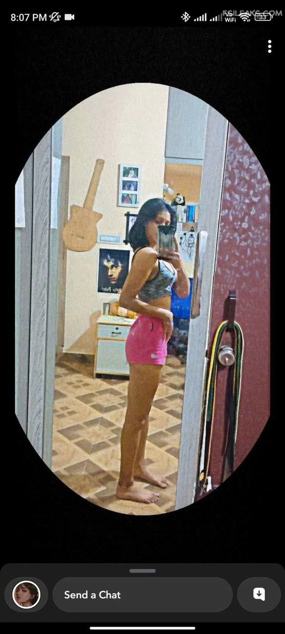 Slim Sexy Girl Friend Nude Show Photos - 5