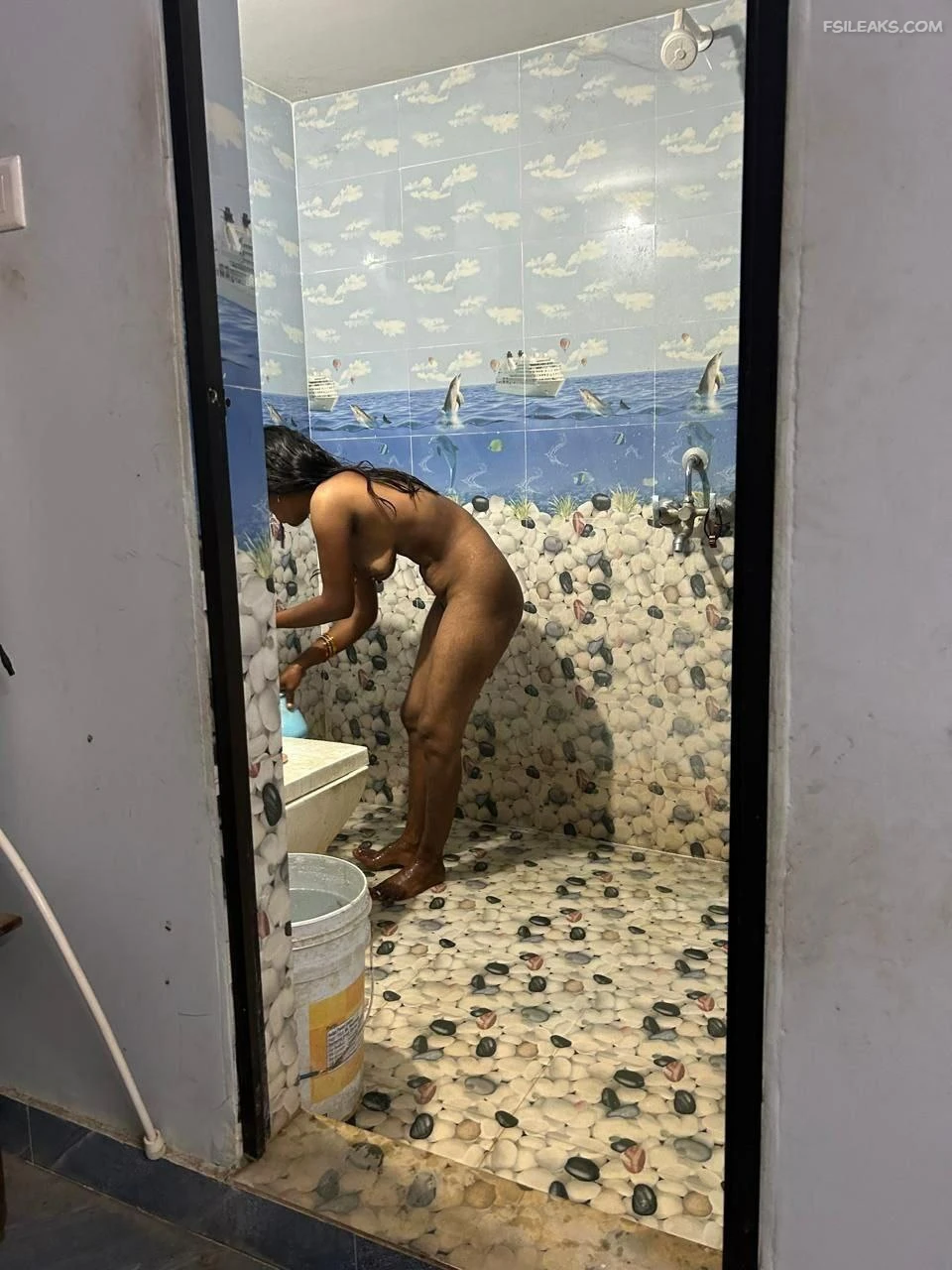 Slim Tamil Homely Wife Nude Show Photos - 8 Slim Tamil Homely Wife Nude Show Photos - 7