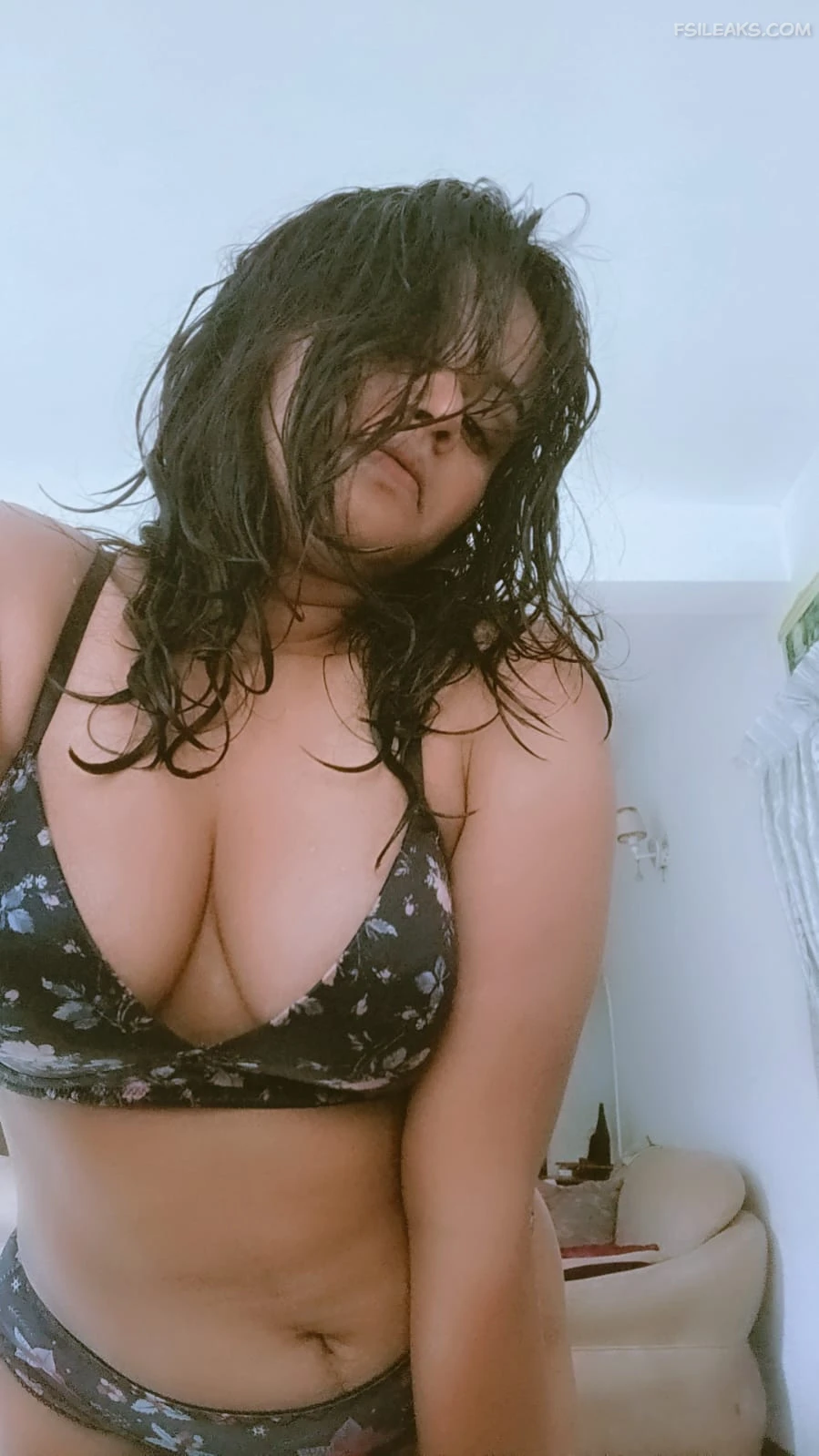 Sri Lankan Cute Girl Showing Body Nude Show Photos Part 1 - 55