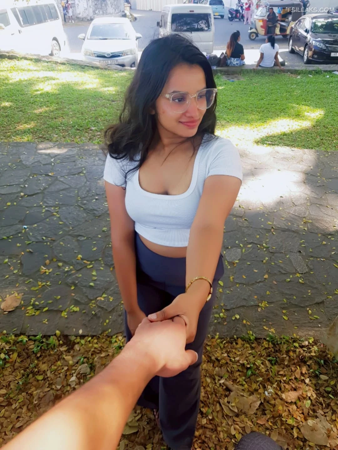 Sri Lankan Cute Girl Showing Body Nude Show Photos Part 1 - 9