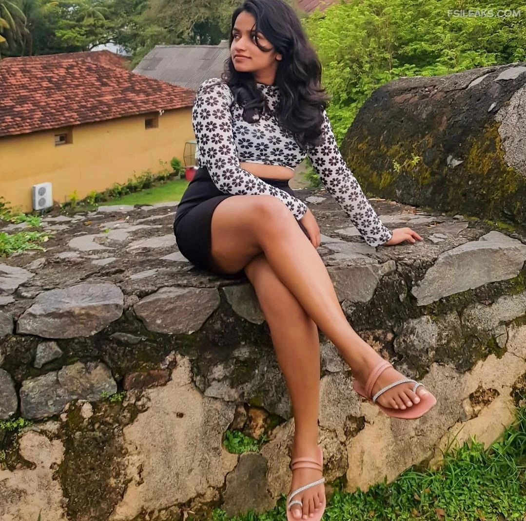 Sri Lankan Cute Girl Showing Body Nude Show Photos Part 2 - 69