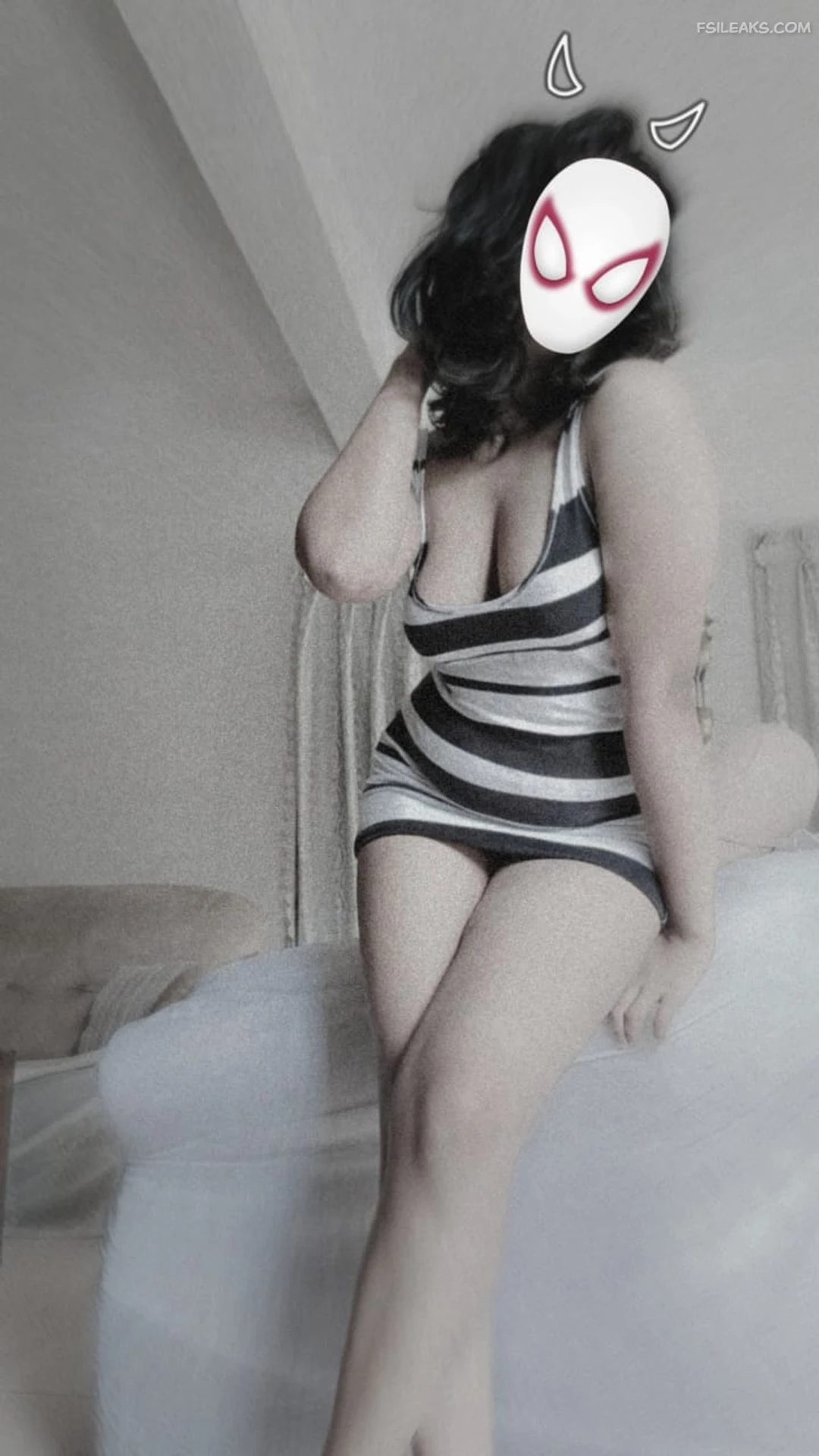 Sri Lankan Cute Girl Showing Body Nude Show Photos Part 2 - 59